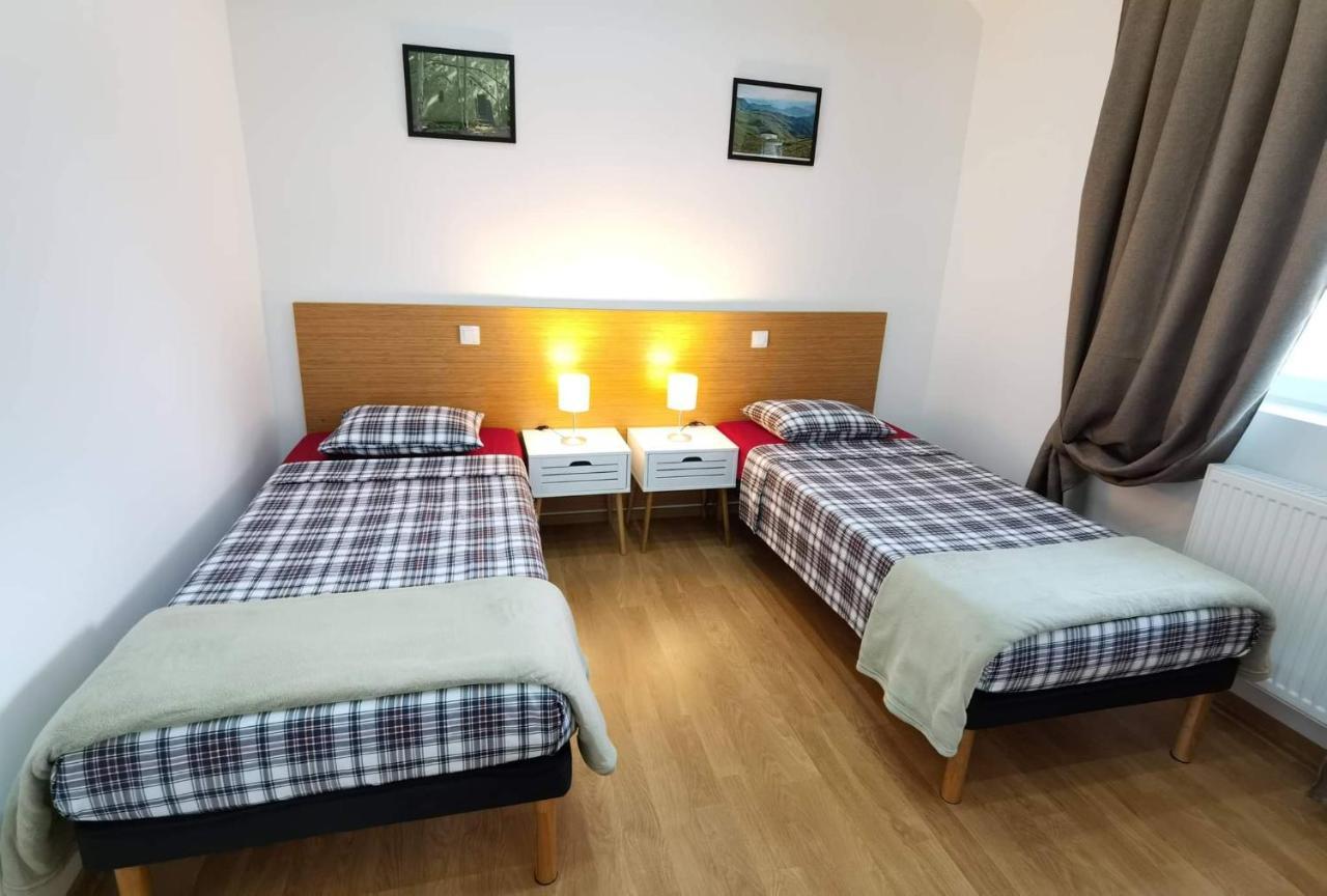 Apartament 2 Camere - Casa Divertis 부자우 외부 사진