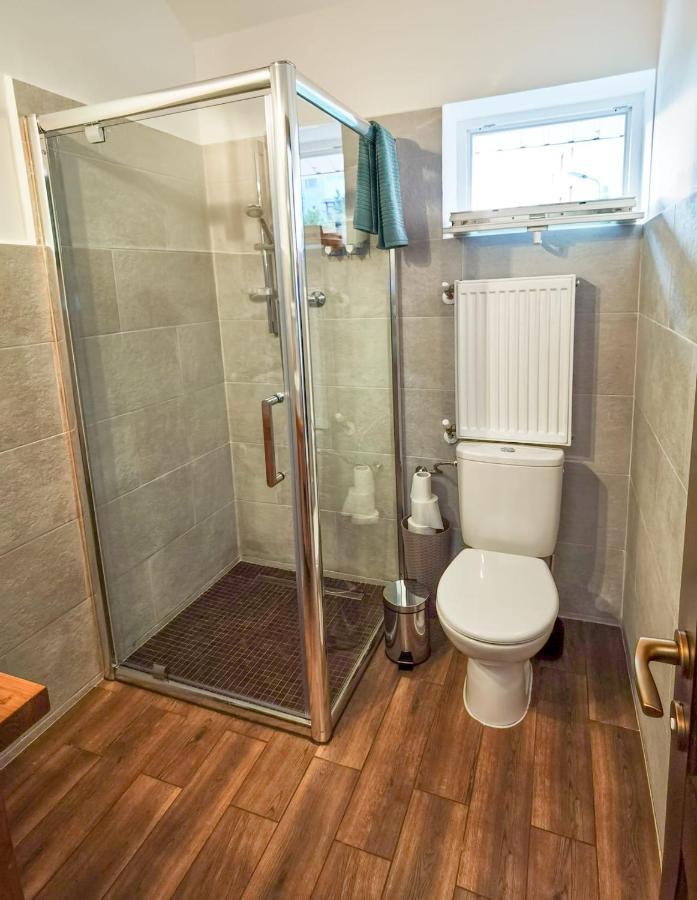 Apartament 2 Camere - Casa Divertis 부자우 외부 사진