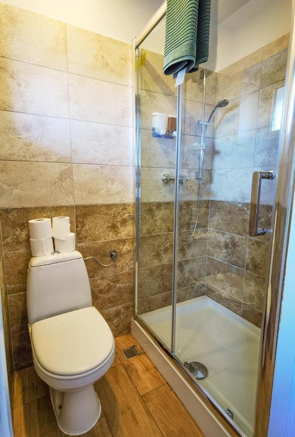 Apartament 2 Camere - Casa Divertis 부자우 외부 사진